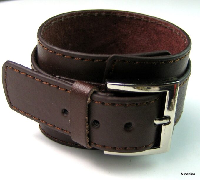 N2605tere_bracelet_de_force_cuir_marron_chocolat