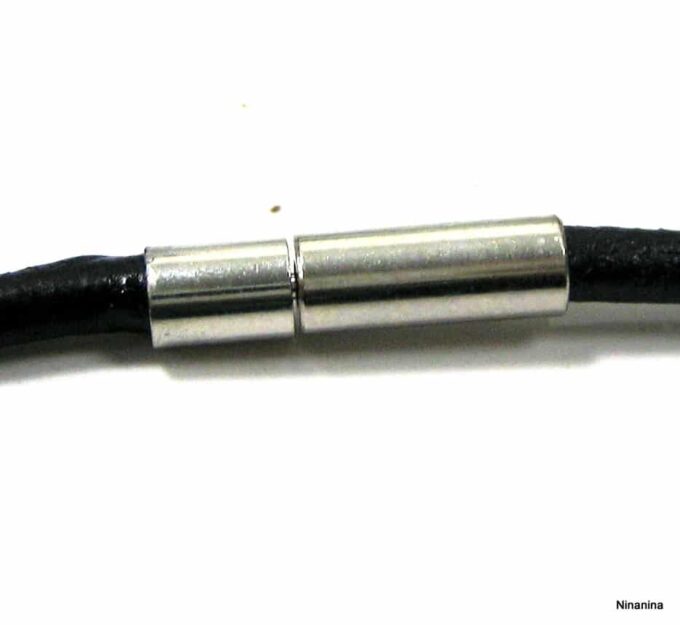 N2620terd_collier_cordon_cuir_martinique_acier_inoxydable