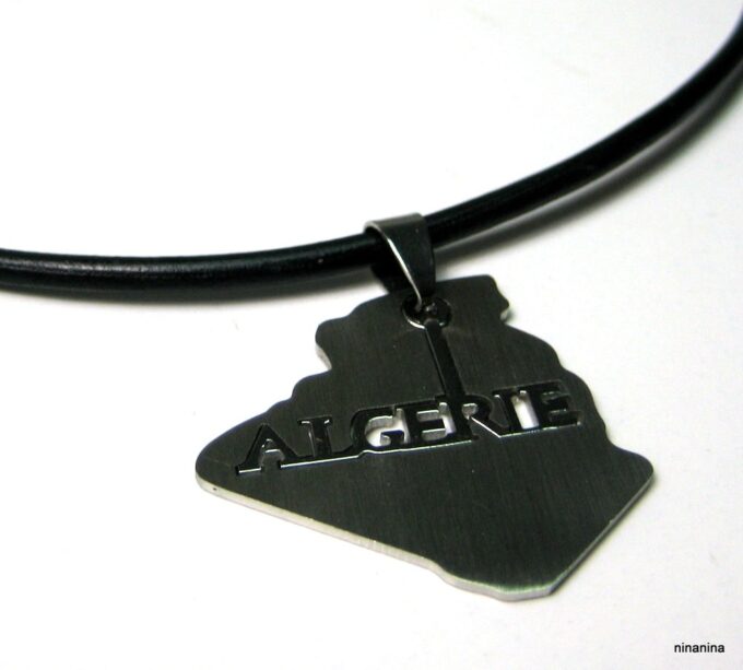 N2635tera_collier_cordon_cuir_ALGERIE_acier_inoxydable