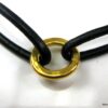 N2654tera_bracelet_cordon_cuir_et_anneau_plaque_or
