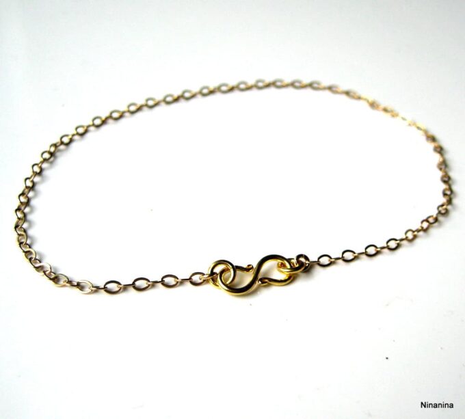 N2659tera_chaine_de_cheville_plaque_or