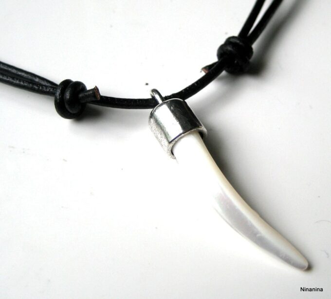 N2700a_collier_cordon_dent_de_tigre