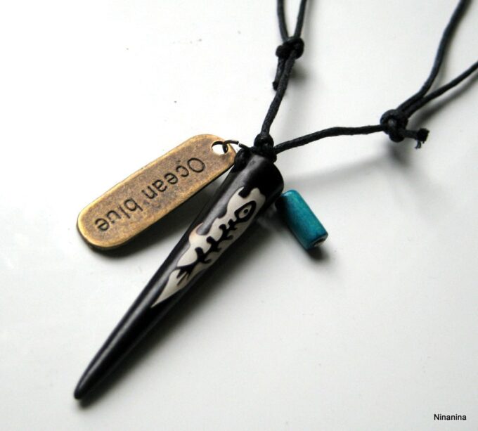 N2702b_collier_cordon_surfer