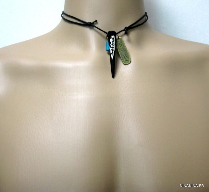 N2702terd_collier_cordon_surfer