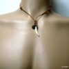 N2703terf_collier_homme_cordon_cuir_dent_de_tigre