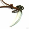 N2703terg_collier_homme_cordon_cuir_dent_de_tigre