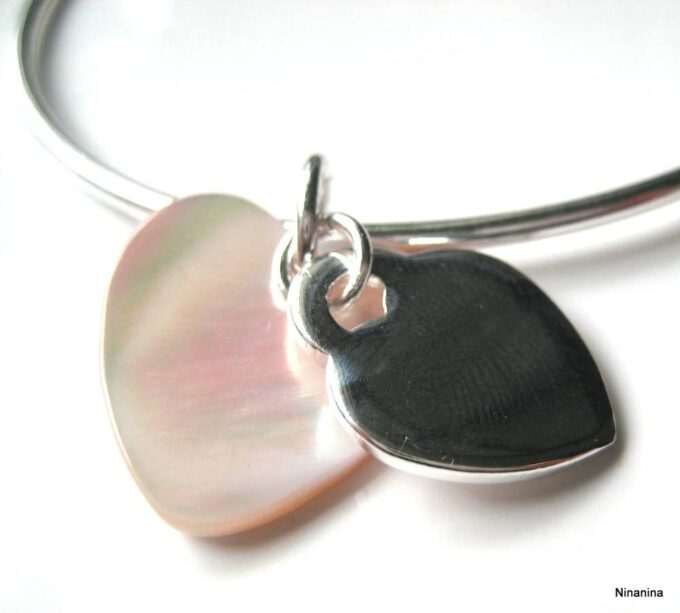 N2726TERa_BRACELET_JONC_COEUR_PLAQUE_ARGENT_et_nacre
