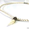 N2765tere_Collier_homme_cordon_cuir_tresse_dent_de_tigre-1