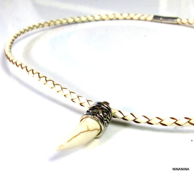 N2765tere_Collier_homme_cordon_cuir_tresse_dent_de_tigre-1