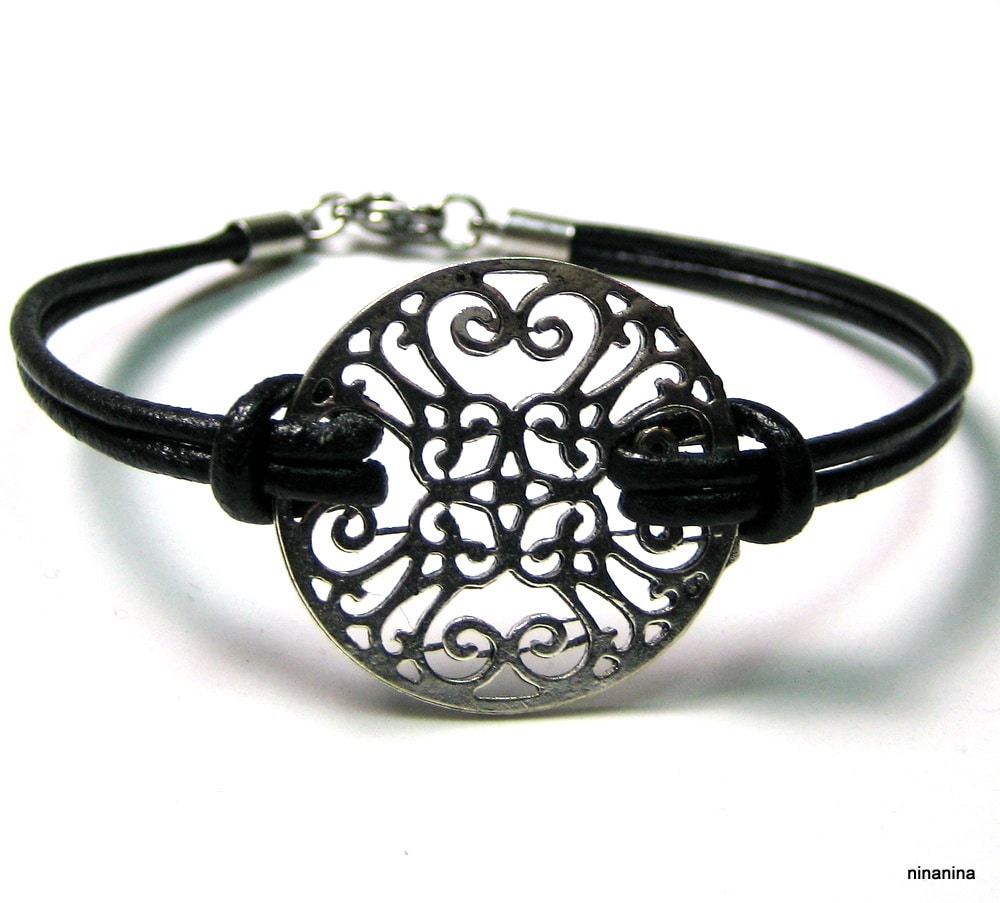 Bracelet cordon cuir femme rosace métal argenté – Image 6