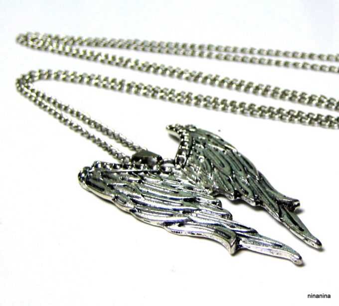 N2827terb_collier_sautoir_aile_dange_metal_argent