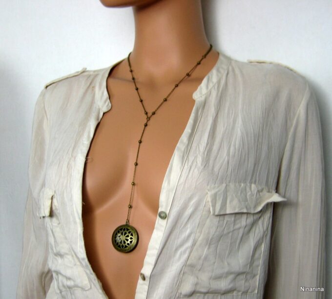 N2844tere_collier_Y_porte-photo_bronze