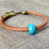N2898ter_Bracelet_homme_cuir_boule_turquoise_fermoir_crochet_metal_bronze