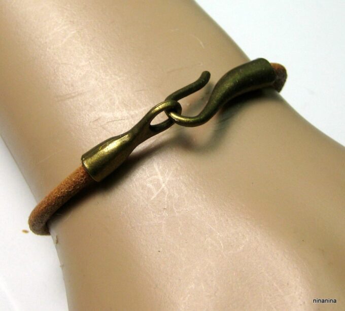 N2898tere_bracelet_cuir_et_turquoise_blanche