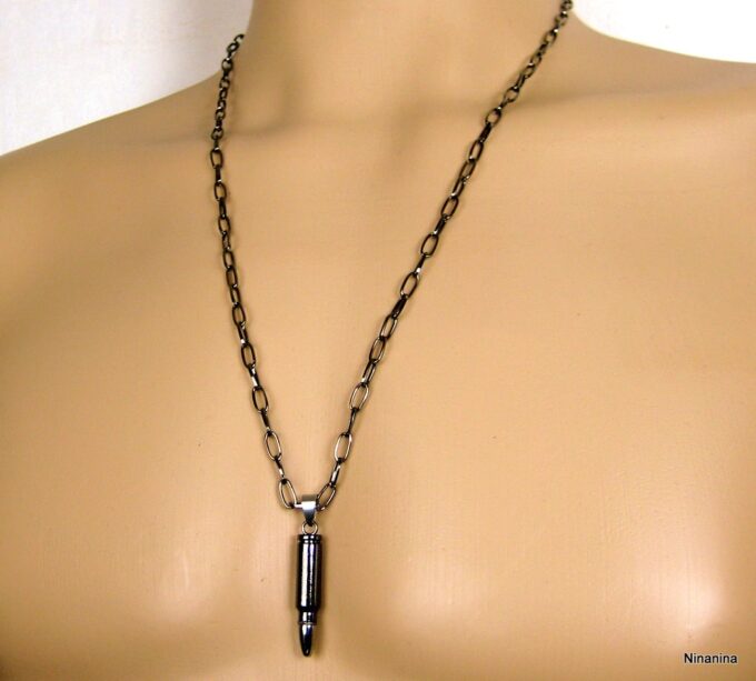 N2900terf_collier_balle_revolver_noire