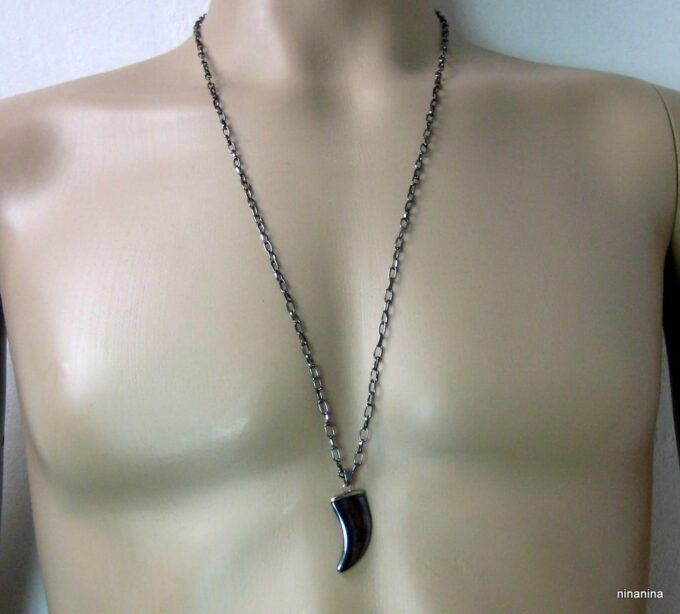N2926terd_collier_long_homme_dent_de_requin_noire