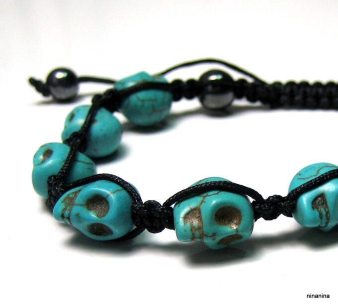 N2929ter_bracelet_shamballa_tete_de_mort_turquoise-1