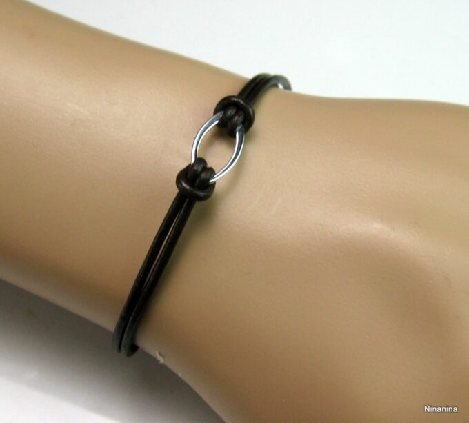 N2981ter_bracelet_cordon_cuir_anneau_argent_massif