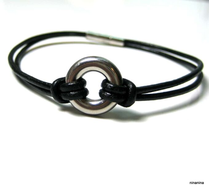 N2990ter_bracelet_cordoncuir_et_cible_acier_inoxydable