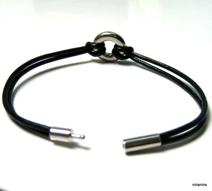 N2990terd_bracelet_cordoncuir_et_cible_acier_inoxydable
