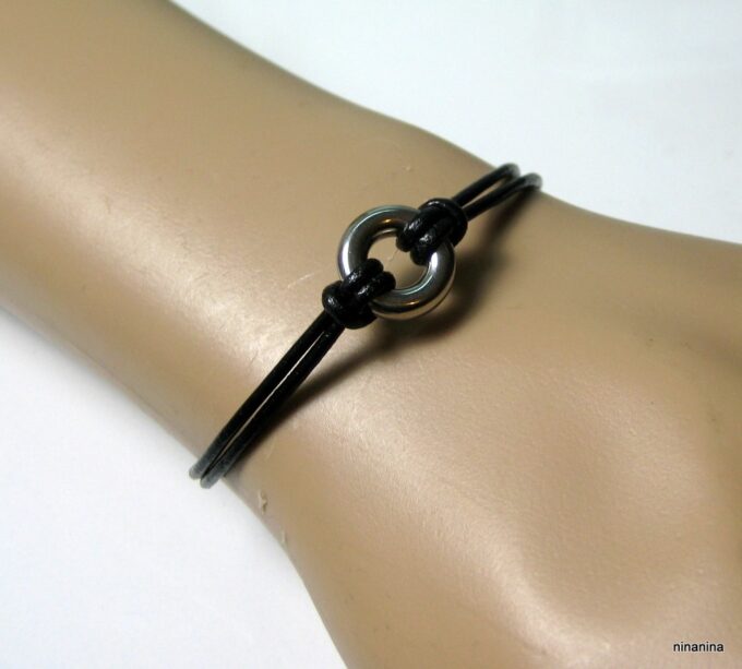 N2990terk_bracelet_cordoncuir_et_cible_acier_inoxydable