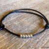 N2991e_Bracelet_homme_femme_cordon_cuir_perles_acier_inoxydable_NINANINA
