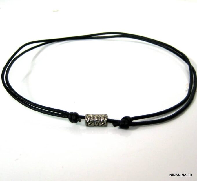 N3030tere_collier_cordon_cuir_et_tube_metal_argent