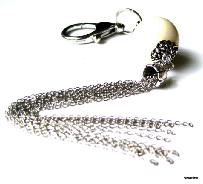 N3032_Bijou_de_sac_pompon_argent_et_perle_blanche