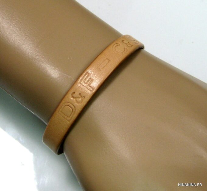 N3057terb_bracelet_cuir_et_acier_personnalise-1
