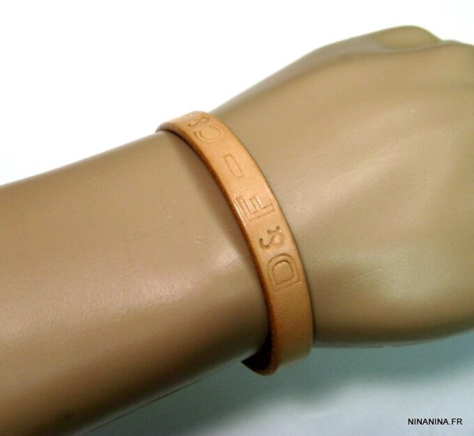 N3057terf_bracelet_cuir_et_acier_personnalise-1