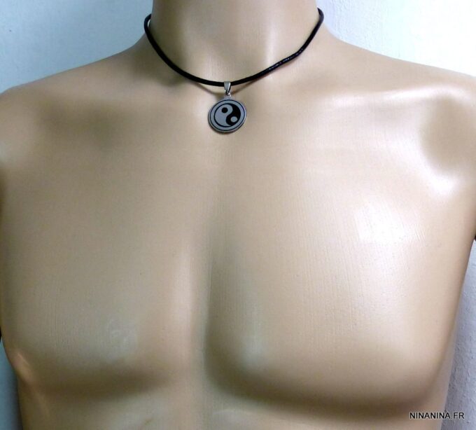 N3067terj_collier_cordon_cuir_yin_yang_acier_inoxydable