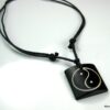 N3071tera_collier_cordon_yin_yang_bois