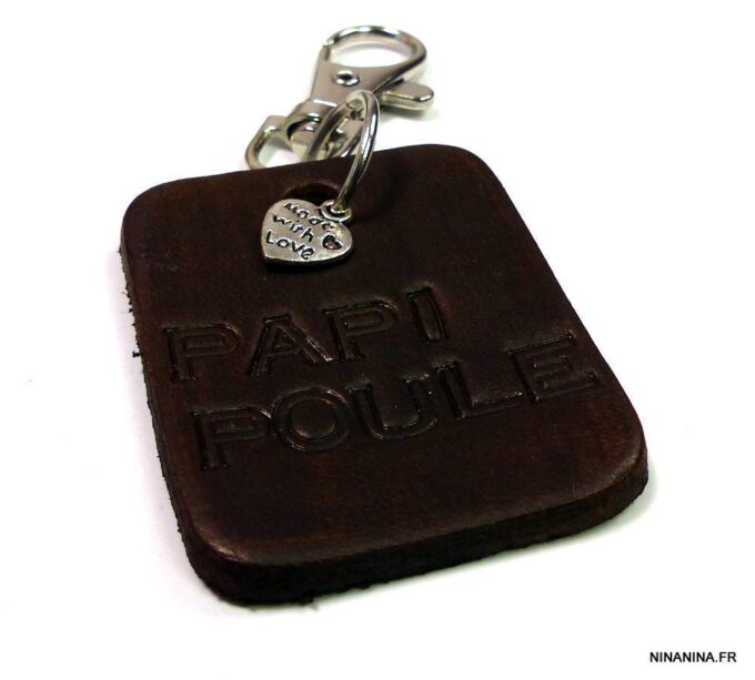 N3087TERb_porte-cle_cuir_PAPI_POULE-1