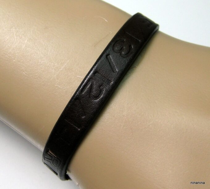 N3096terh_bracelet_cuir_mousqueton_grave