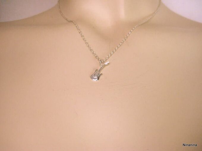 N3164f_collier_guitare_argent_massif