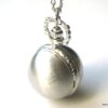 N3203b_collier_montre_gousse_boule_argent-1