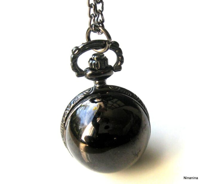 N3204b_collier_montre_gousse_boule_noir-4