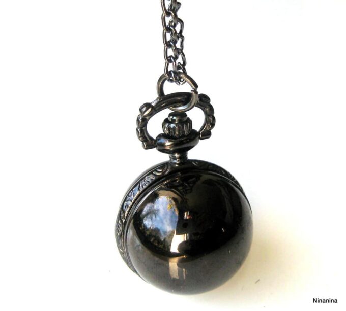 N3204g_collier_montre_gousse_boule_noir-1