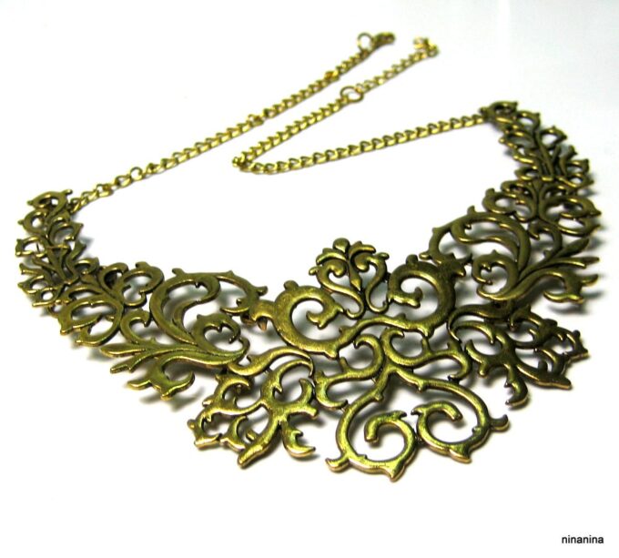 N3208tera_collier_plastron_metal_dore_or-3