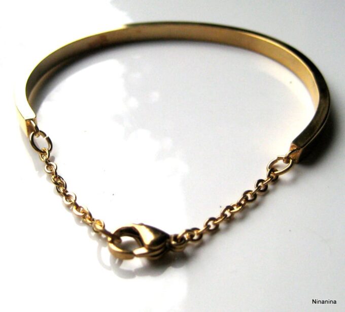 N3214c_bracelet_demi-jonc_plaque_or