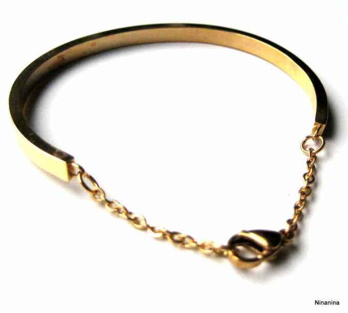 N3214f_bracelet_demi-jonc_plaque_or