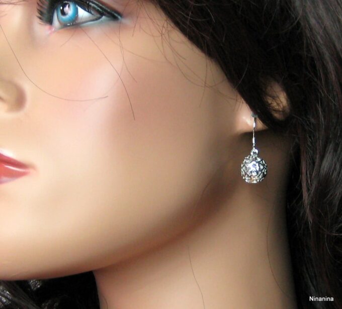 N3230terf_boucles_boules_plaque_argent-1