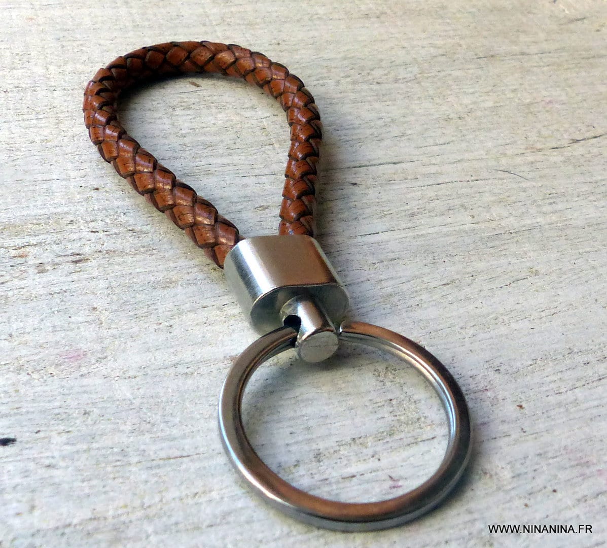 Porte clé en cuir marron clair