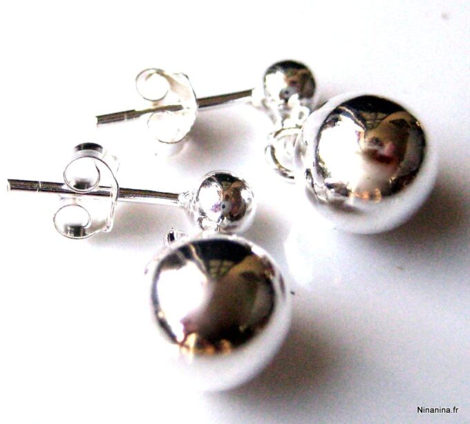 N3243a_boucles_boules_argent_massif