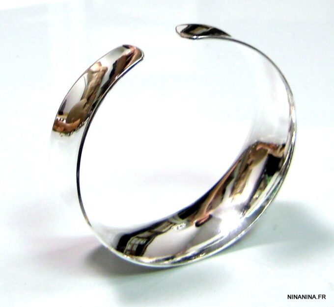 N3278tera_bracelet_manchette_plaque_argent