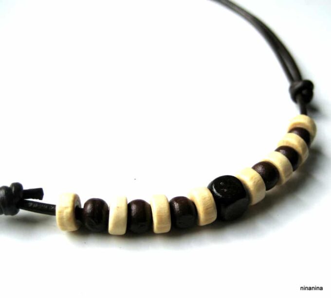 N3299b_collier_homme_perles_bois