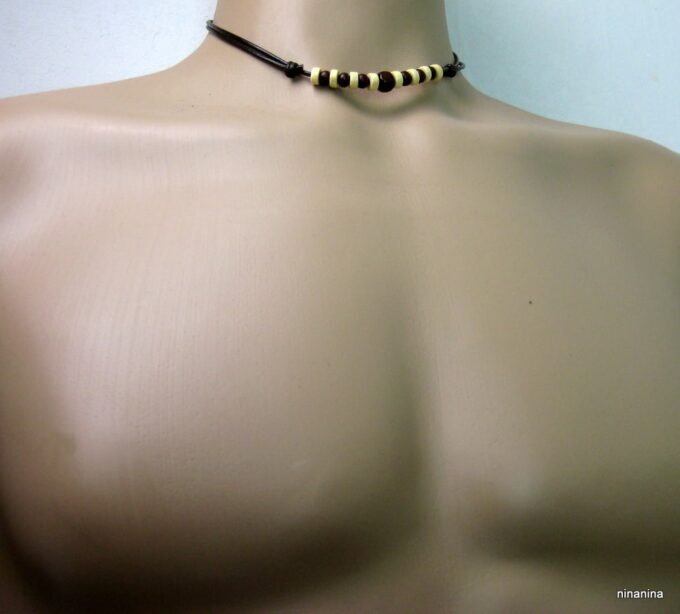 N3299c_collier_homme_perles_bois