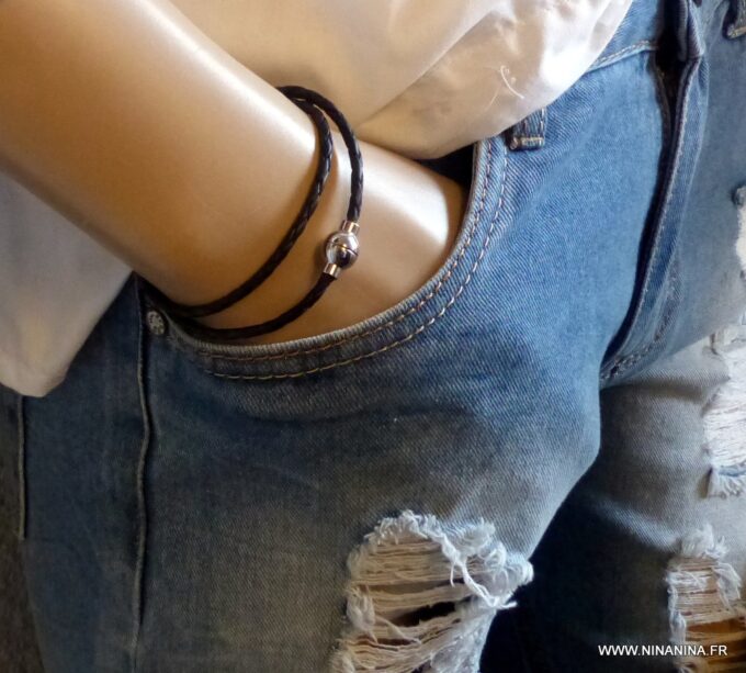 N3329a_Bracelet_cordon_cuir_tresse_2_tours_fermoir_acier_aimante_-_Bijoux_en_ligne_NINANINA-1