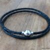 N3329j_Bracelet_cordon_cuir_tresse_2_tours_fermoir_acier_aimante_-_Bijoux_en_ligne_NINANINA
