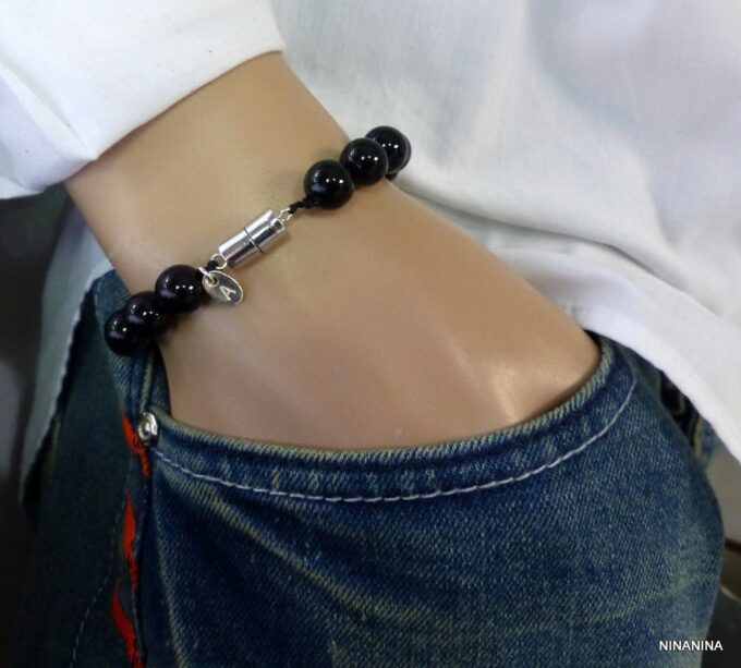 N3346b_bracelet_homme_personnalise_perles_noires_fermoir_aimante_argent_massif_925